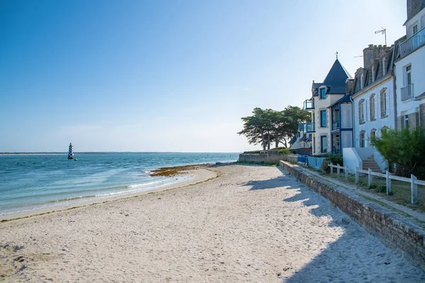 Loctudy Bretani Francouzská Pláž Typické Domy — Stock fotografie zdarma