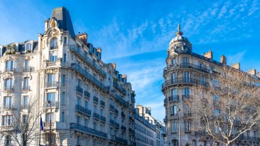 Paris, tipik binalar Raspail Bulvarı, güzel cepheler.