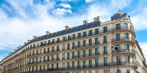 Paris Typiska Fasader Och Gata Vackra Byggnader Pigalle — Stockfoto