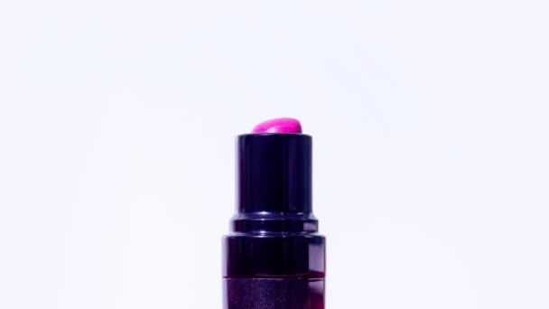 Lápiz labial rosa se abre por sí mismo — Vídeos de Stock