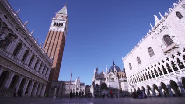 San Marco plein met mensen — Stockvideo