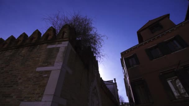 Murallas y edificios de Venecia — Vídeos de Stock