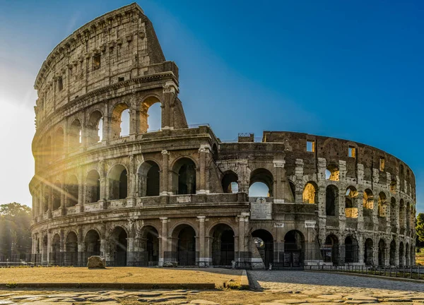 Panoramautsikt Över Colosseum Eller Colosseum Rom Vid Soluppgång Och Morgonsol — Stockfoto