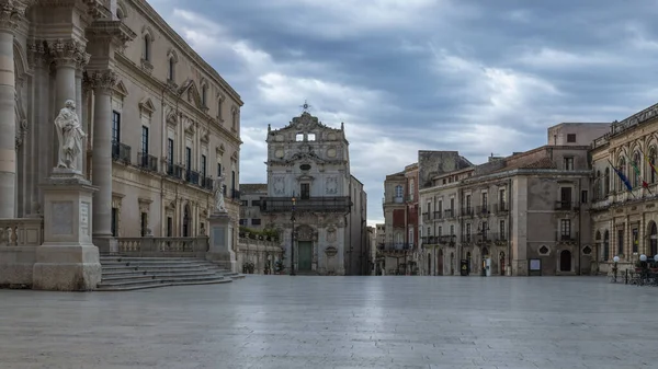 Main Square Ortigia Island Cloudy Day View Catholic Church Santa — Stock Photo, Image