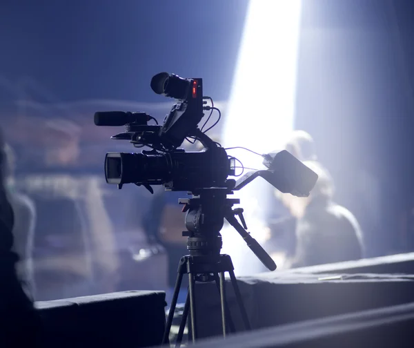 Tv camera in a concert hall — Stock Photo, Image