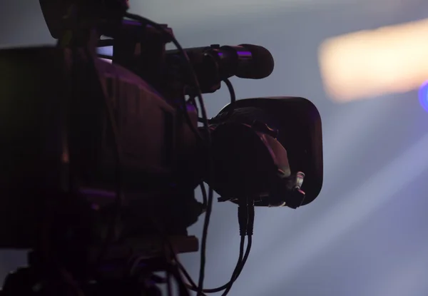 TV kamera bir konser salonu — Stok fotoğraf