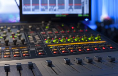 ses stüdyo kayıt donatım ayarlama.