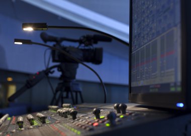 ses stüdyo kayıt donatım ayarlama.