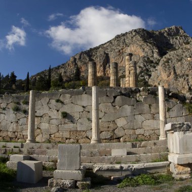 Antik Yunan arkeolojik Delphi, orta Yunanistan.