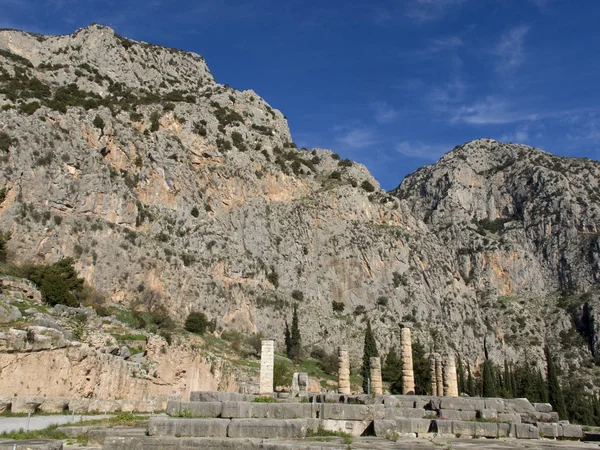 Sítio arqueológico grego antigo de Delphi, Grécia Central . — Fotografia de Stock