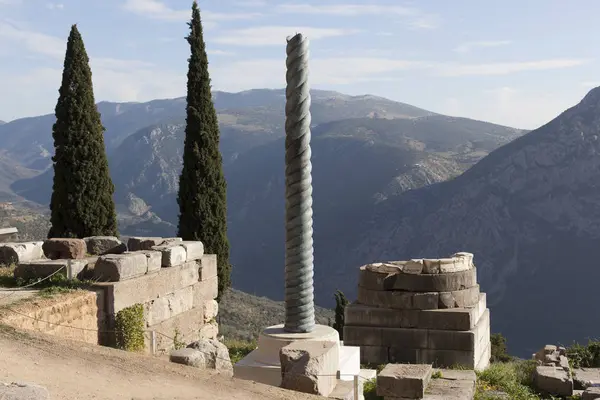 Oude Griekse archeologische site van Delphi, Centraal Griekenland. — Stockfoto