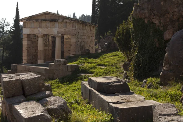 Antiguo sitio arqueológico griego de Delfos, Grecia Central . — Foto de Stock