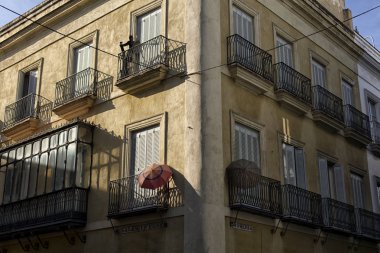 Seville, tarihi kent merkezine, tarihi binalar. İspanya.