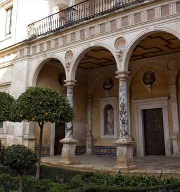 Seville, tarihi kent merkezine, tarihi binalar. İspanya.