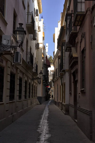 Sevilla, Óváros, a történelmi épületek. Spanyolország. — Stock Fotó