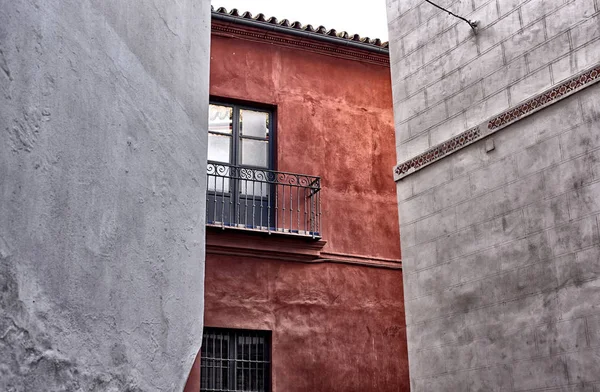 塞维利亚，古老小镇，古老的建筑。西班牙. — 图库照片