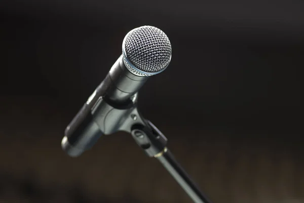 Microphone close-up on stage — Stock Photo, Image