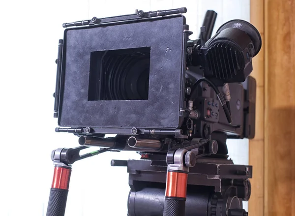 Een professionele video-camera. — Stockfoto