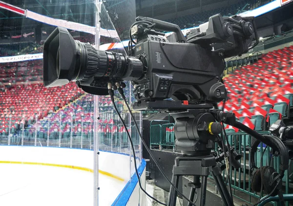 TV camera for broadcast hockey — Stock Photo, Image