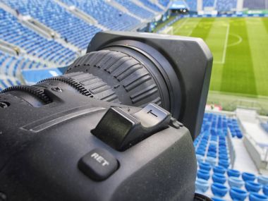 TV, futbol