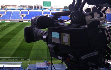 TV, futbol
