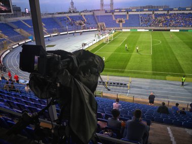TV, futbol