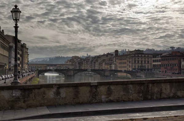 Florencia. Paisaje urbano. lugares de interés. Atracciones turísticas . — Foto de Stock