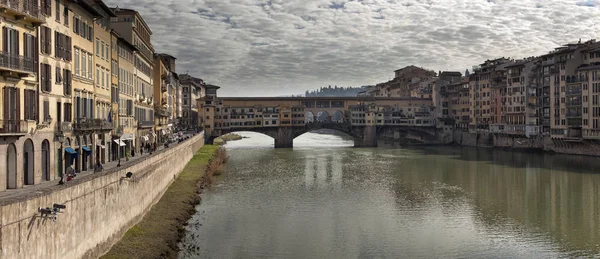 Florencia. Paisaje urbano. lugares de interés. Atracciones turísticas . — Foto de Stock