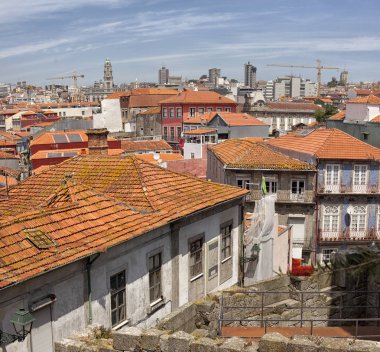 Porto. Şehir manzarası. İlgi duyulan yerler. Konumlar.