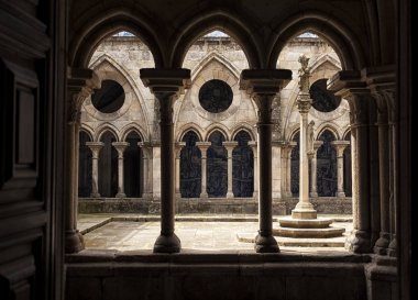 Porto. Şehir manzarası. İlgi duyulan yerler. Konumlar.