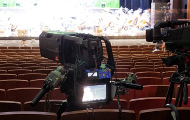 Profesyonel dijital video kamera.