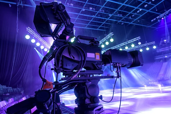 Professional digital video camera. — Stock Photo, Image