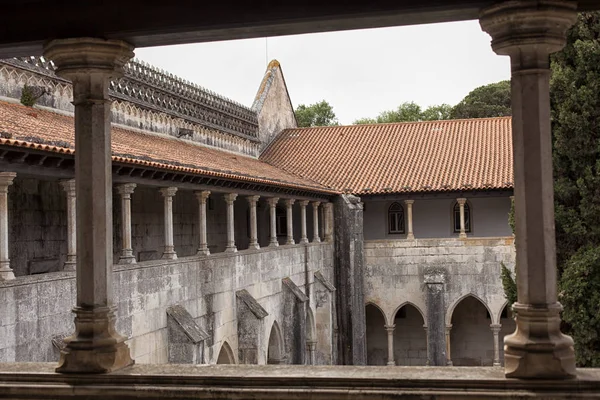 Architecture de la partie historique de Batalha, Portugal . — Photo