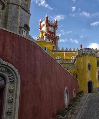 Pena Sarayı, Sintra. Portekiz güzel kale.