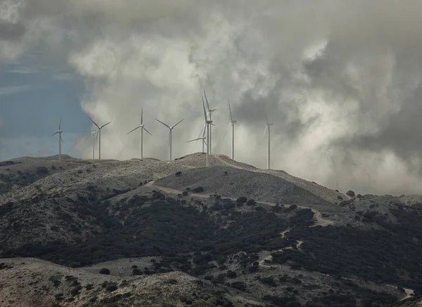 風車。ケファロニア島、ギリシャ. — ストック写真