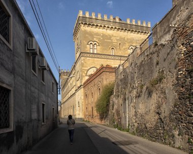 Sicilya 'daki Acireale Tarihi Merkezi' ne bakın. İtalya.