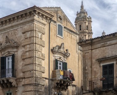 Sicilya 'daki tarihi şehir Modica' ya bakın. İtalya.