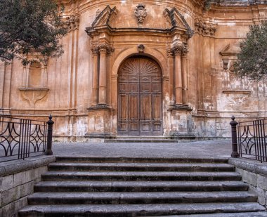 Sicilya 'daki tarihi şehir Modica' ya bakın. İtalya.