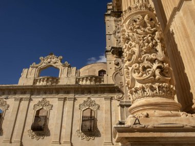 Sicilya 'daki Tarihi Merkez Şehir Noto' ya bakın. İtalya.