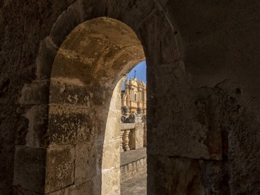 Sicilya 'daki Tarihi Merkez Şehir Noto' ya bakın. İtalya.