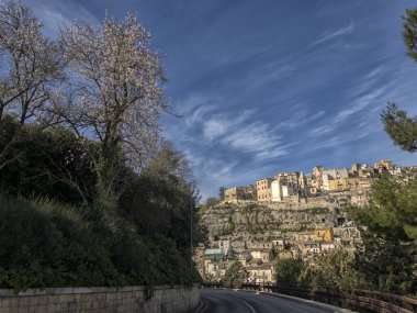 Sicilya 'daki tarihi şehir Ragusa' ya bakın. İtalya.