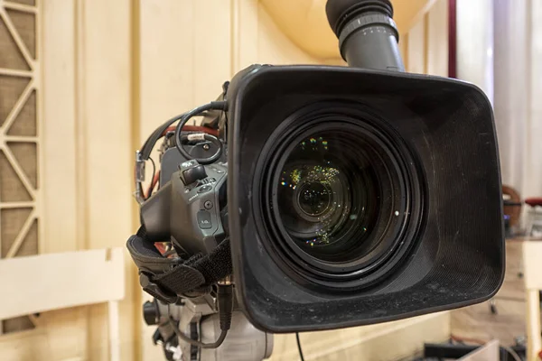 Profesyonel Dijital Kamera Bir Konser Salonunda Kamerası — Stok fotoğraf