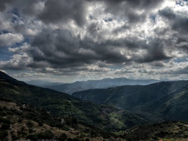 Manzara, tarihi binaların manzarası, Yunanistan 'daki Mora Yarımadası' nın dağ manzarası