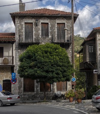 Manzara, tarihi binaların manzarası, Yunanistan 'daki Mora Yarımadası' nın dağ manzarası