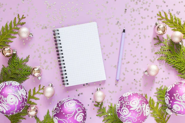 Holiday lilac background with open spiral notepad — Stock Photo, Image