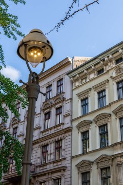 Bir sonbahar gününde Charlottenburg 'da yürümek