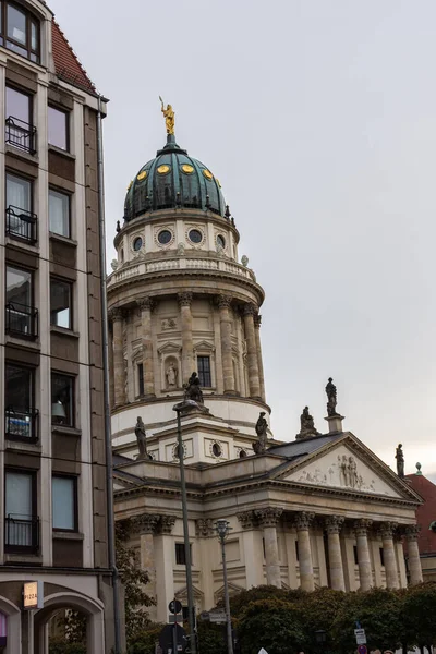Berlin'deki Yeni Kilise — Stok fotoğraf