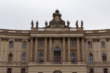 Bebelplatz, Humboldt Üniversitesi Alte Bibliothek