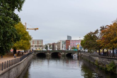 Müze Adası 'ndaki Şehir Sarayı köprüsü