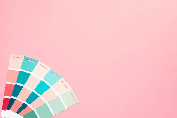 Selección Paleta Para Pintar Catálogo Color Muestra Sobre Fondo Rosa — Foto de Stock
